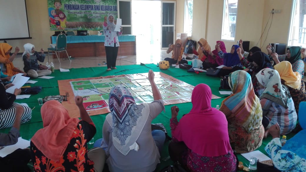KEGIATAN SEKOLAH KELUARGA