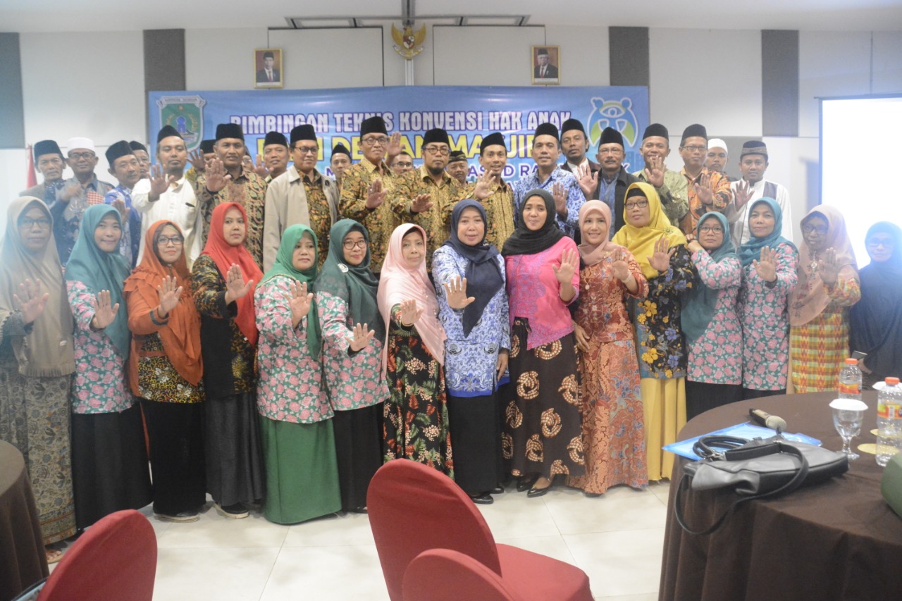 BIMTEK KONVENSI HAK ANAK DENGAN DEWAN MASJID INDONESIA KABUPATEN PASURUAN